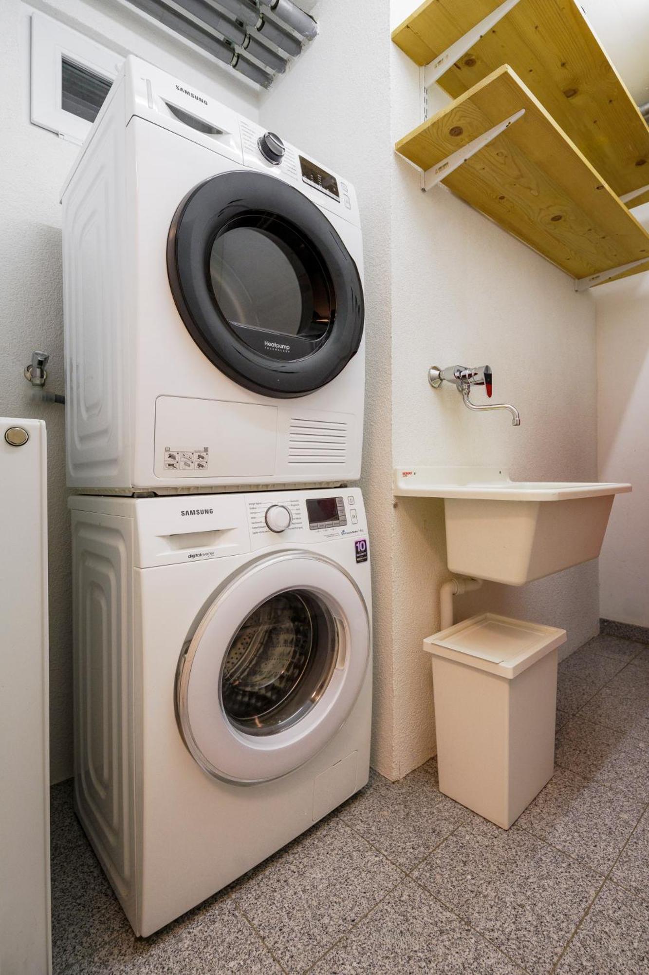 Haus Roecken Apartment Dalaas Bagian luar foto